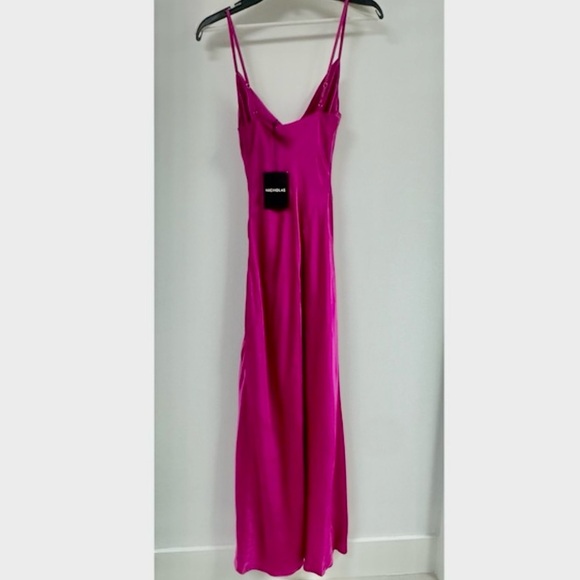 Nicholas Ariel Cowl Gown in Magenta. - Picture 3 of 5